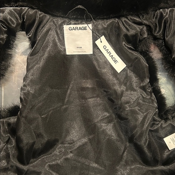 Garage Faux Fur Vest XS - Picture 6 of 6